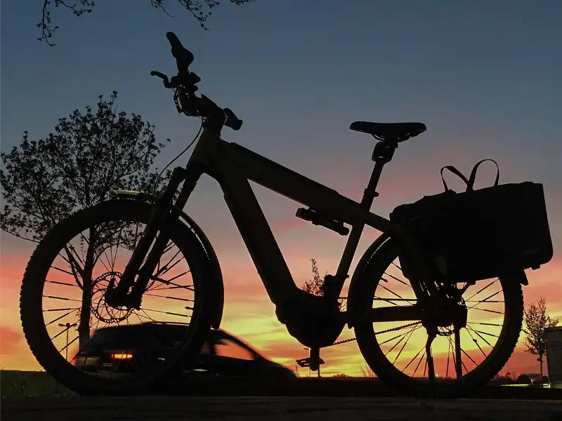 Jobrad vor Sonnenuntergang Jobrad vor Sonnenuntergang
