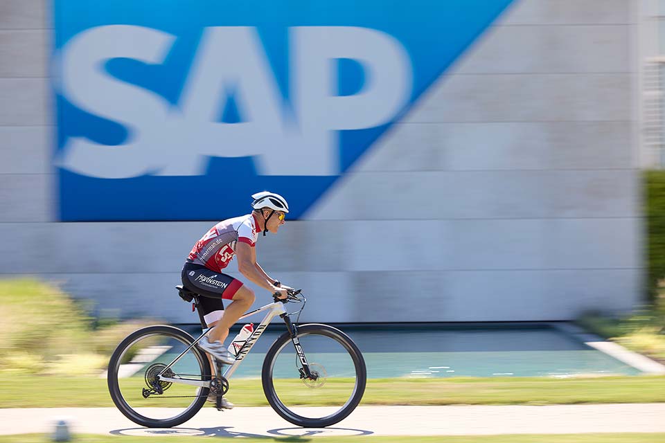 SAP Mitarbeiter auf Canyon Bike als JobRad